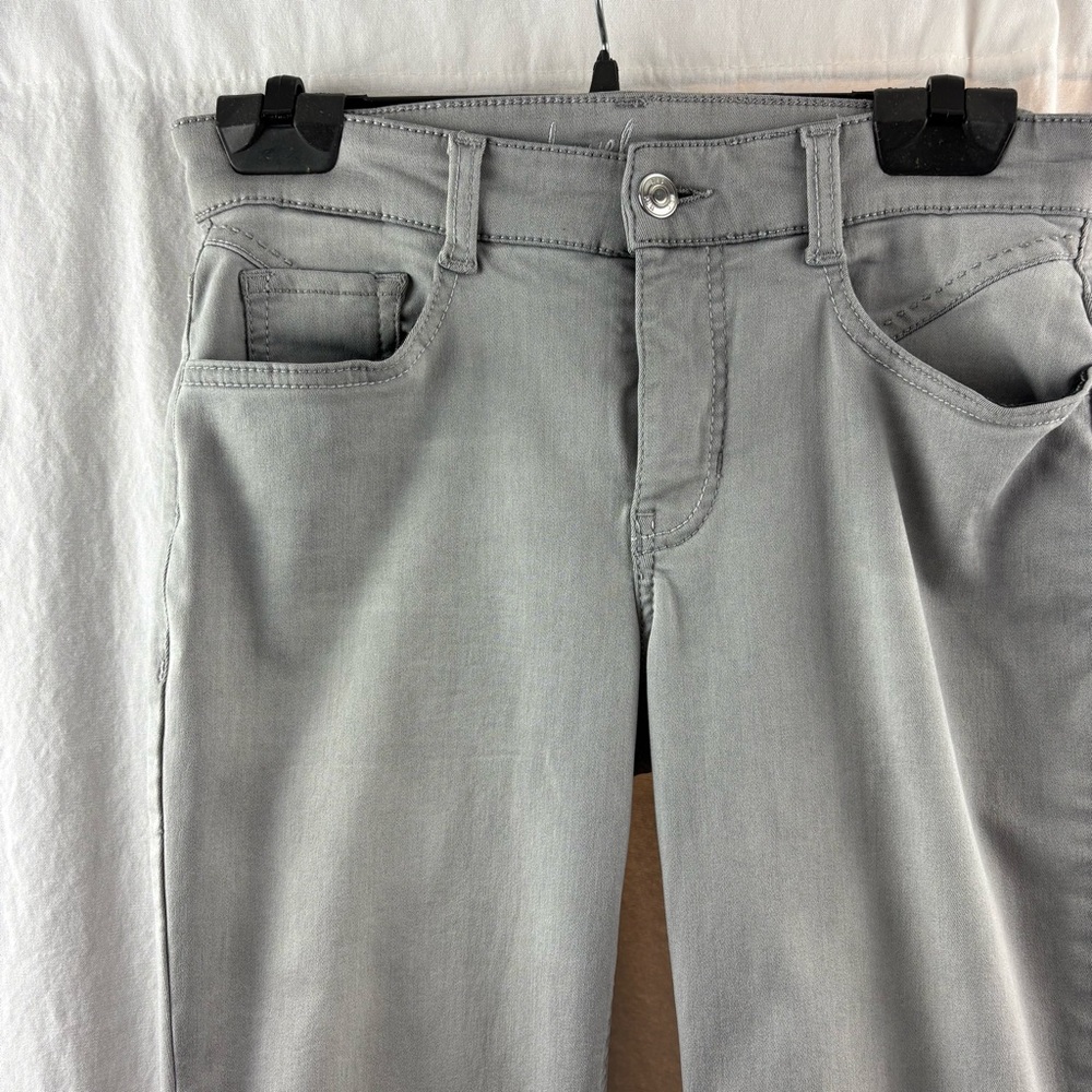 MAC Jeans Light Grey Lovely Straight Leg Jean 34/32 - Picture 3 of 7